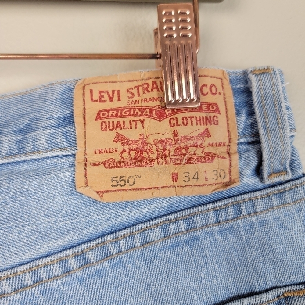 Levi's 14 550 Relaxed Light Wash High Rise Distressed Cutoff Jean Shorts Vintage - Picture 11 of 12